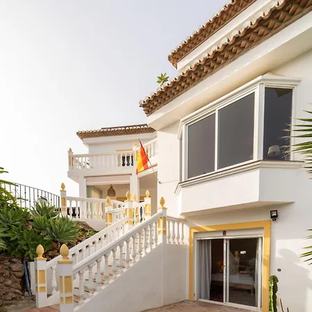 Villa Del Sol Elviria *