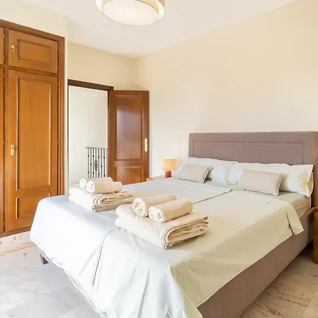 Villa Del Sol Elviria *